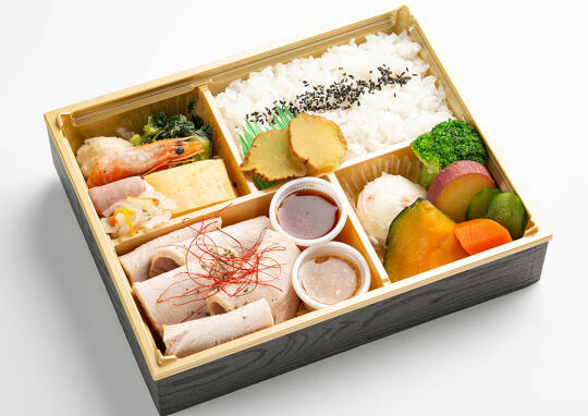 [ 241 ] 日向夏ソースと唐辛子ポン酢で愉しむローストポーク幕ノ内弁当