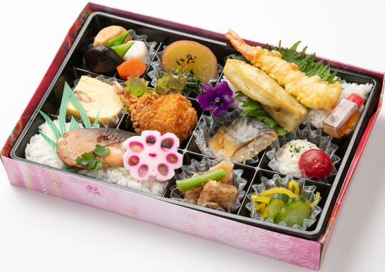 [ 50 ] 香ばし鯖の塩焼きと蟹爪フライの贅沢和膳